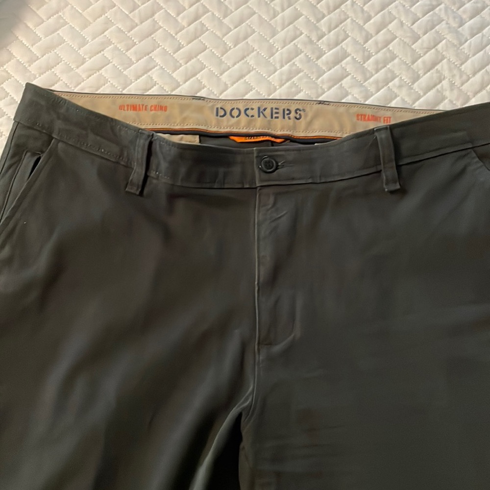 Dark Grey Dockers Ultimate Chino Men’s Flat Front Pants Size W38 x L34